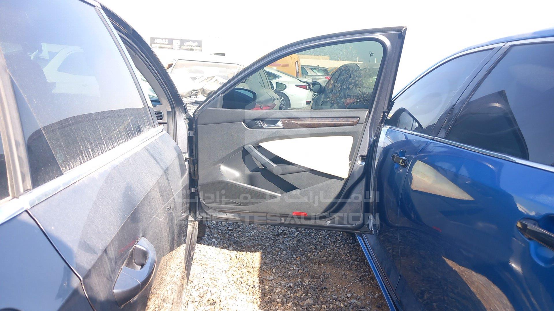 2015 VOLKSWAGEN PASSAT VIN: WVWCR7A37FC001349