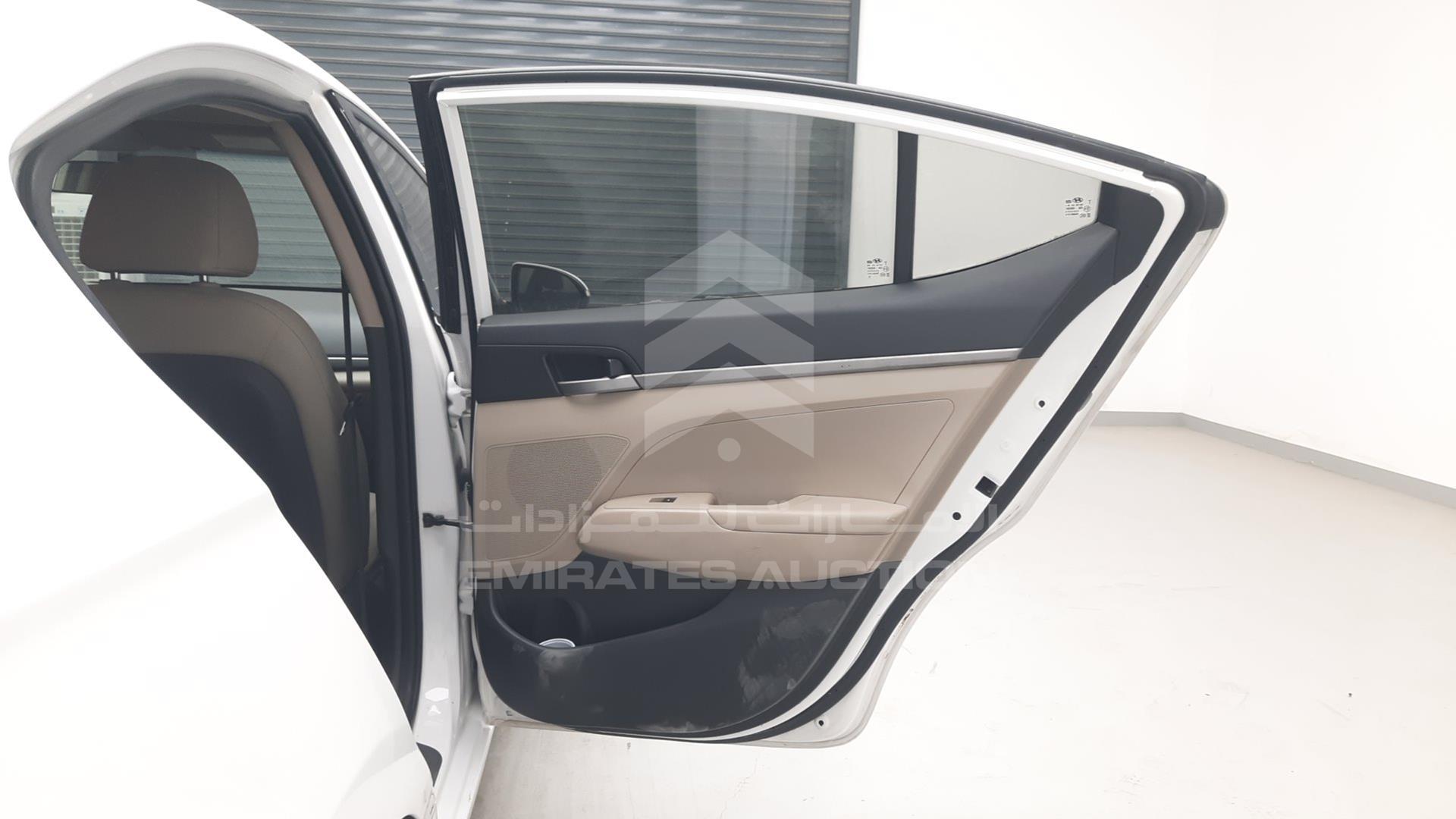 2017 HYUNDAI ELANTRA VIN: KMHD741C1HU128759