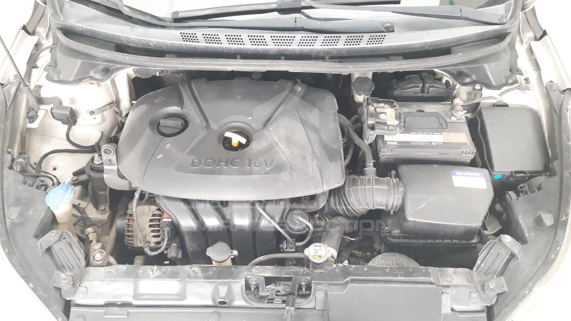 2015 HYUNDAI ELANTRA VIN: KMHDG41E6FU110532