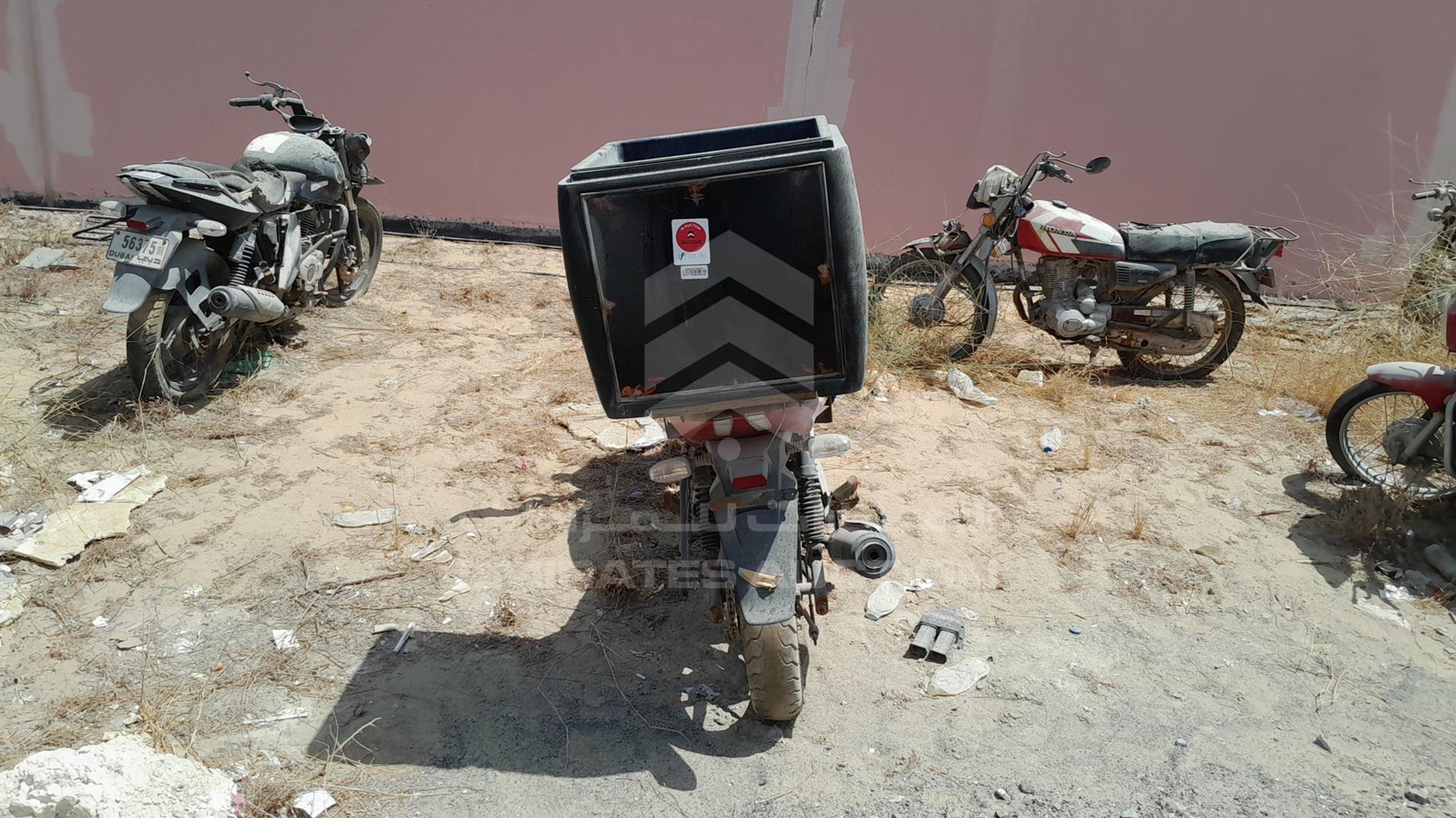 0 BAJAJ PULSAR VIN: MD2A12DZ8ECH54840