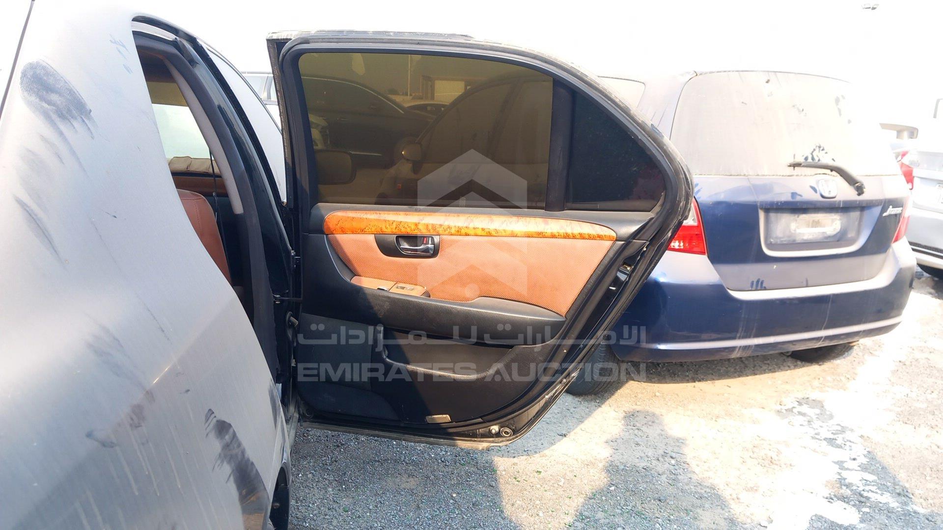 2001 LEXUS LS 430 VIN: JTHBN30F410012023