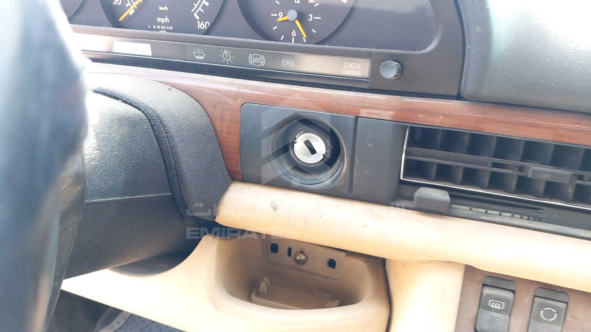 1990 MERCEDES 300 SEL VIN: WDBCA25D6MA566888