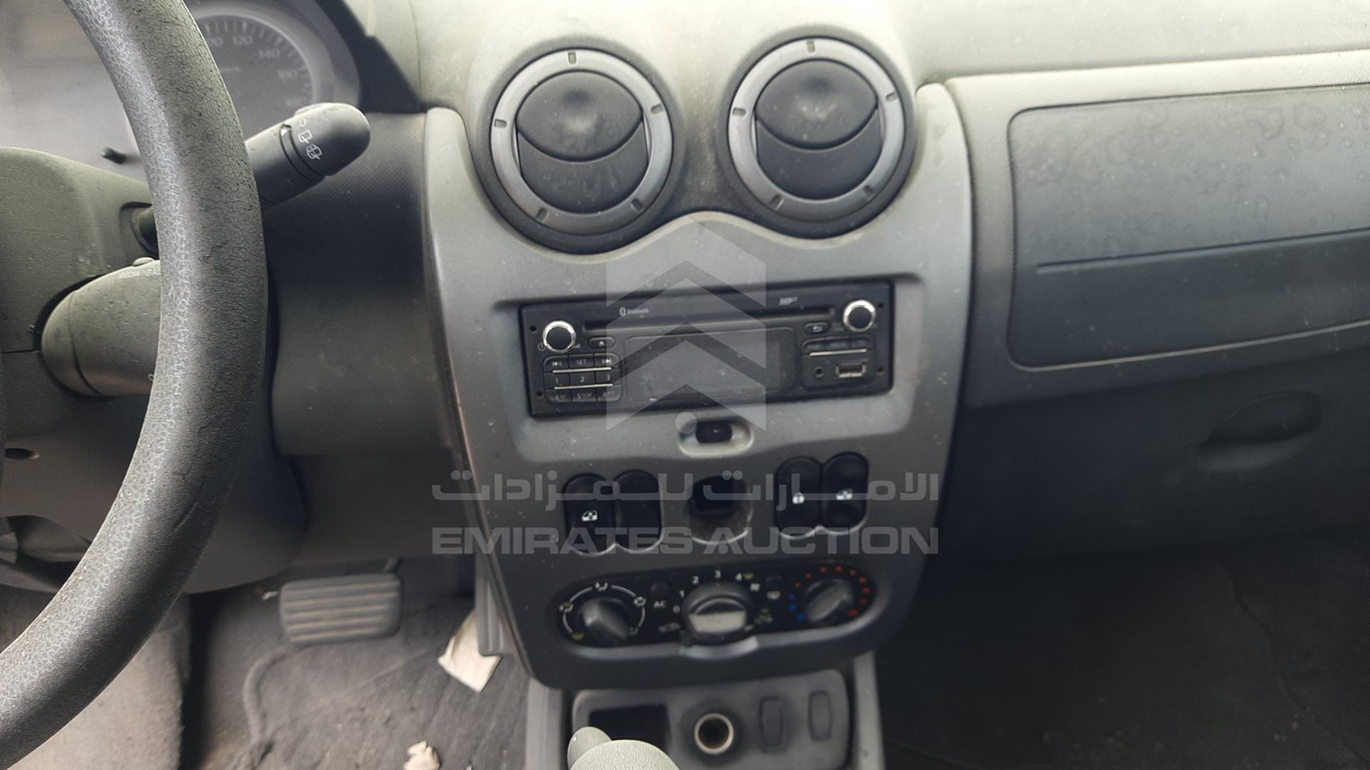 2015 RENAULT DUSTER VIN: VF1HSRCA8FA518610