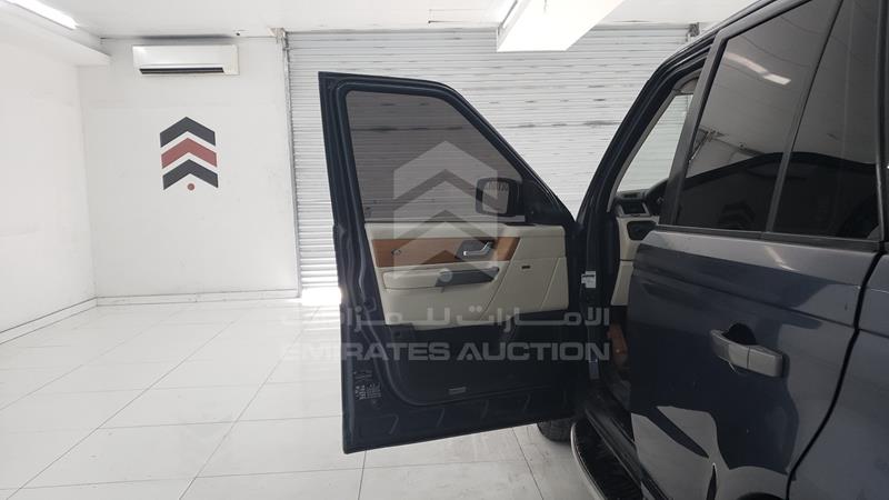 VIN: SALLSAA348A137642 Auction: EmiratesAuction Lot: 405787 VIN: SALLSAA348A137642 Range Rover Sport 2008 BLUE Photo 10