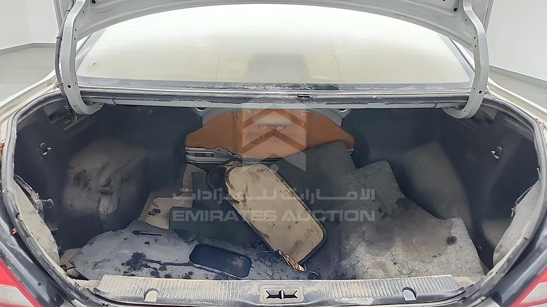 نيسان صني 2010 — زاوية صندوق السيارة — صورة 20
