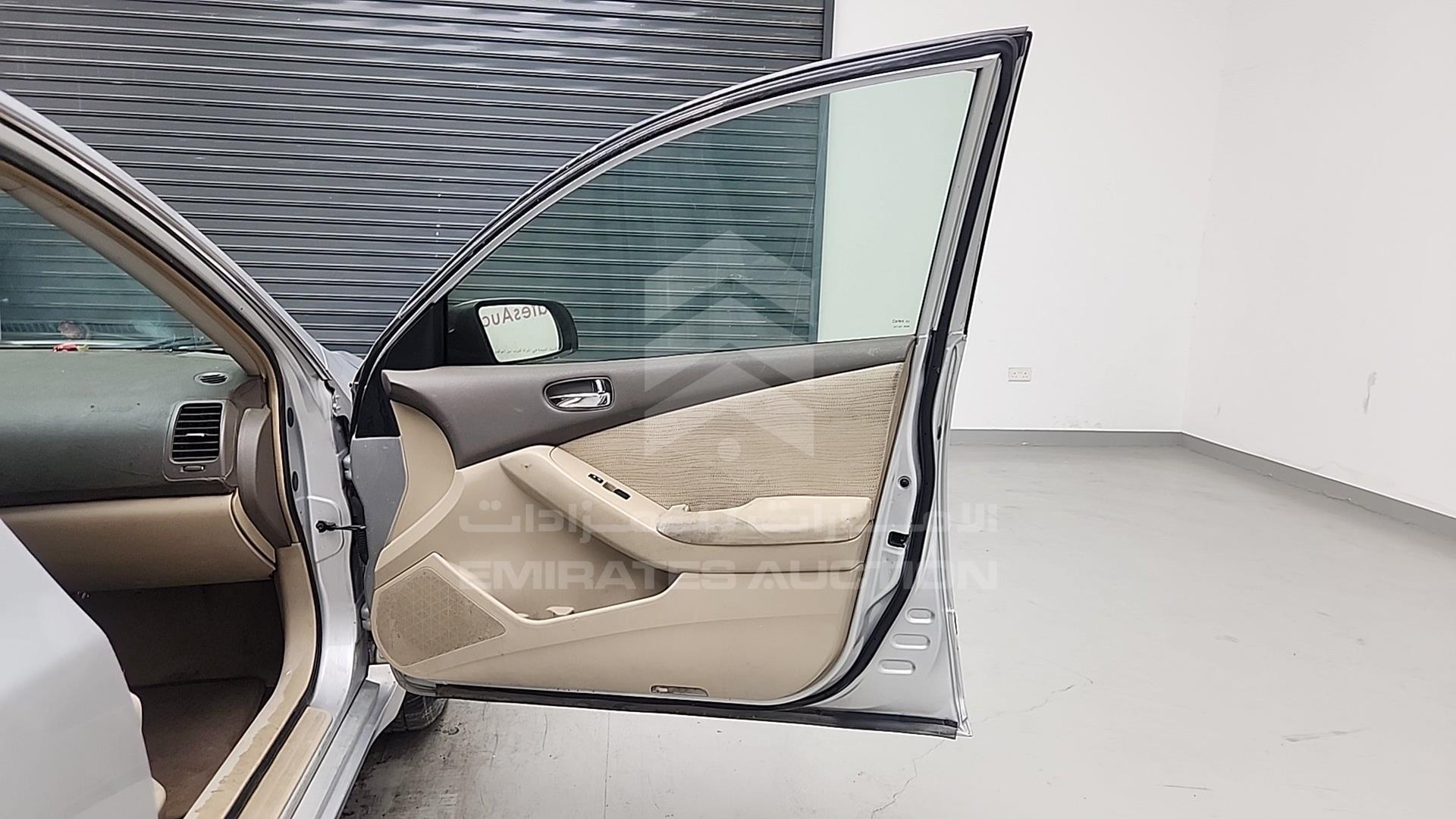 2011 NISSAN ALTIMA VIN: 1N4AL2A93BC142869