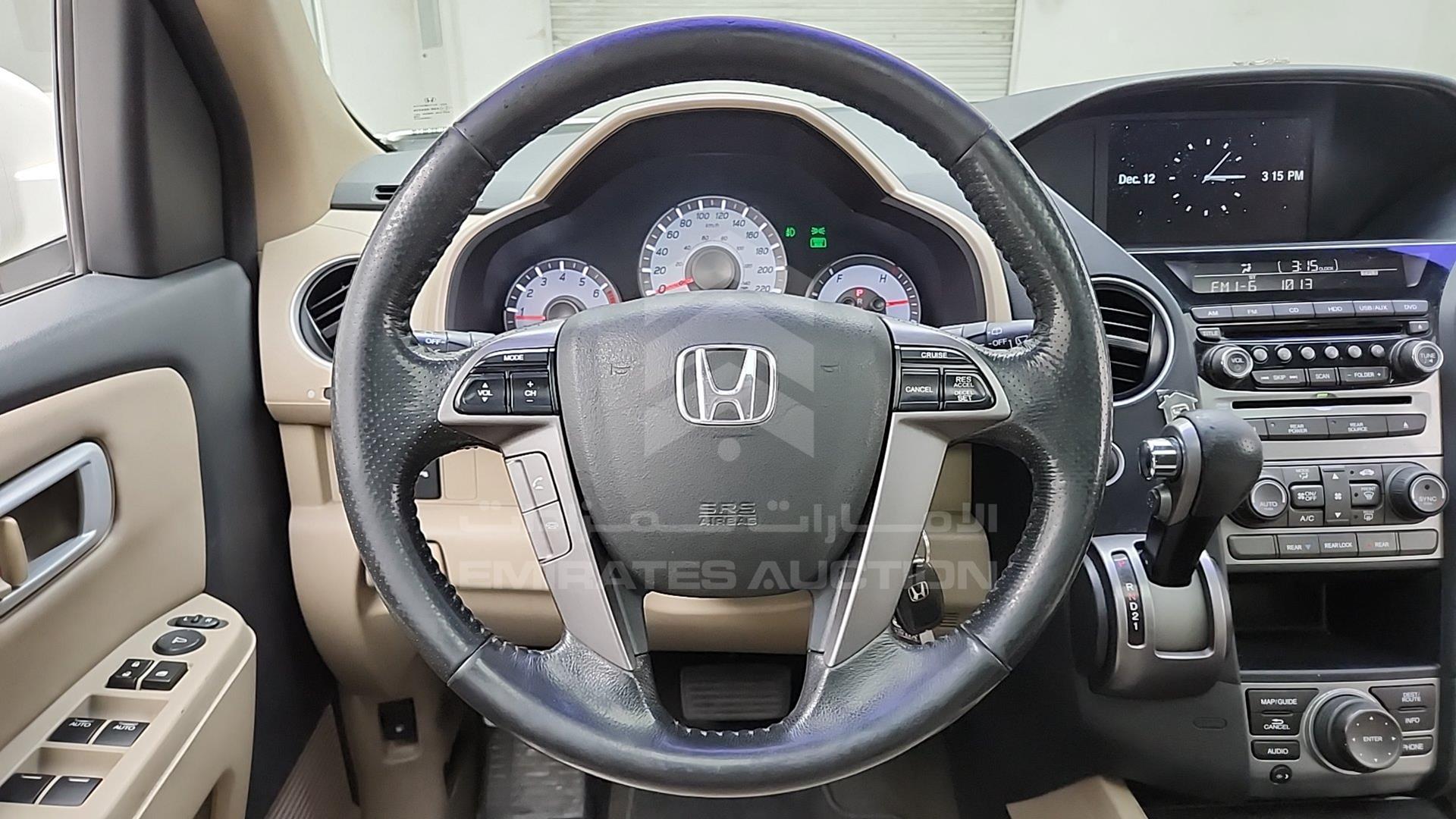2015 HONDA PILOT VIN: 5FNYF4881FB701658