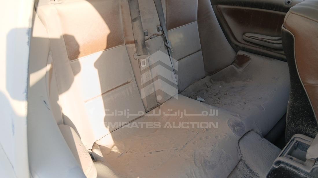 بي ام دبليو 330 سى اى 2005 — زاوية الراكب الخلفي اليمنى — صورة 20