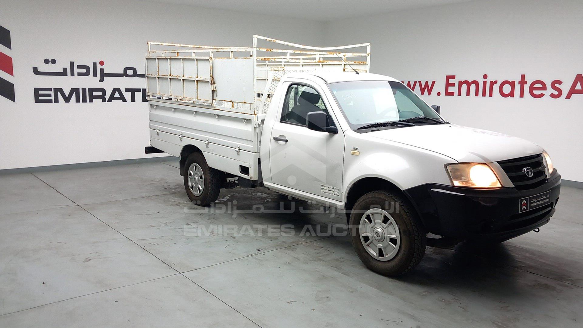 2015 TATA XENON VIN: MAT464703FSL00405