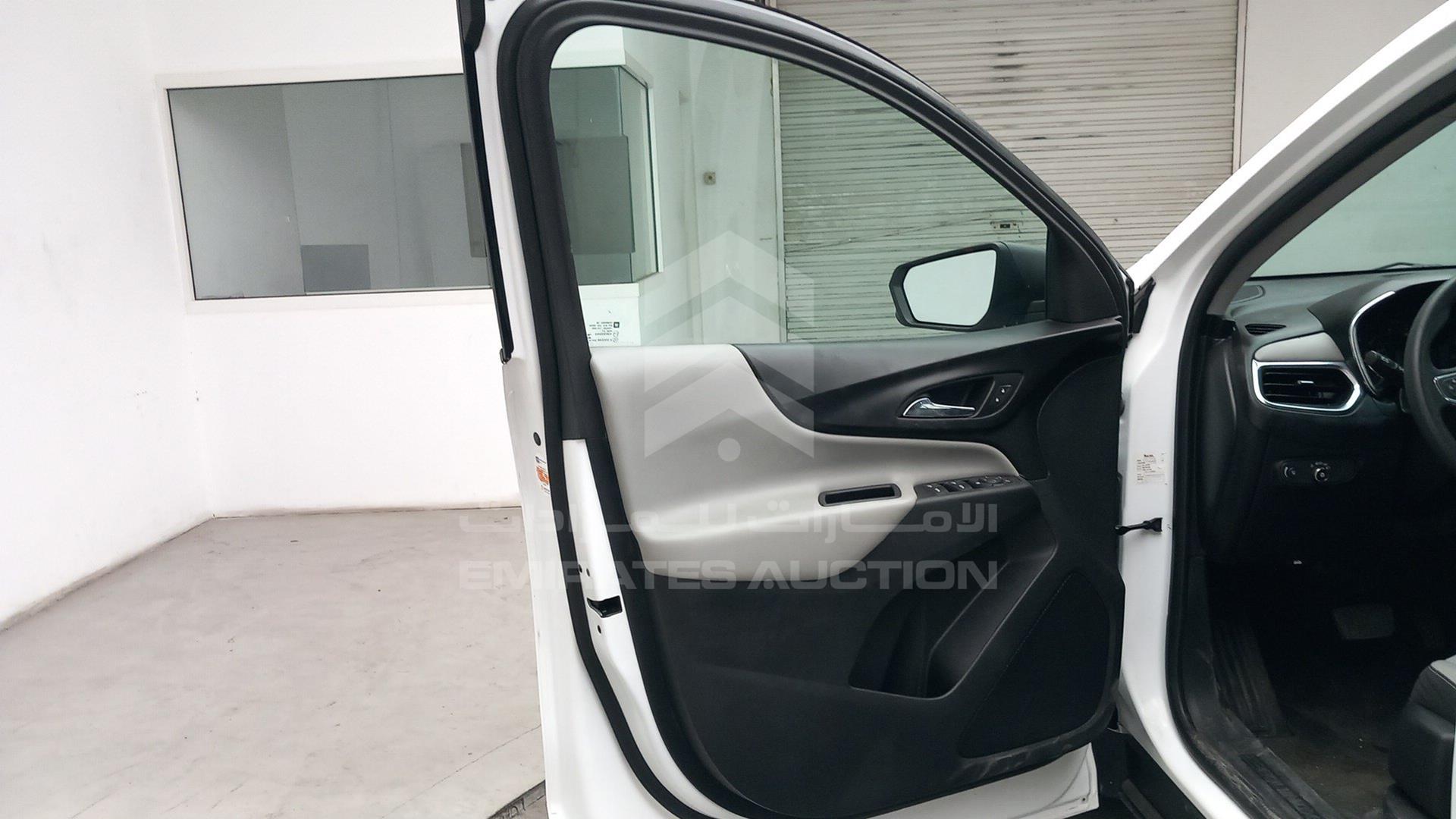 2019 CHEVROLET EQUINOX VIN: 2GNAXHEV4K6100686