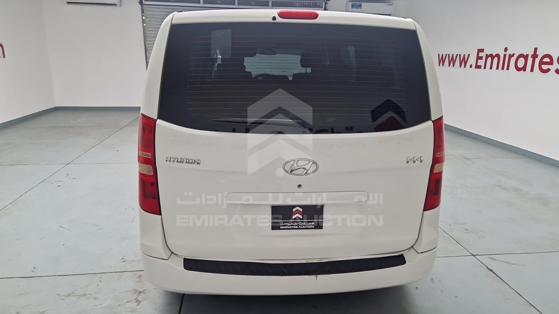 2012 HYUNDAI H1 VIN: KMHWH81R6CU371221
