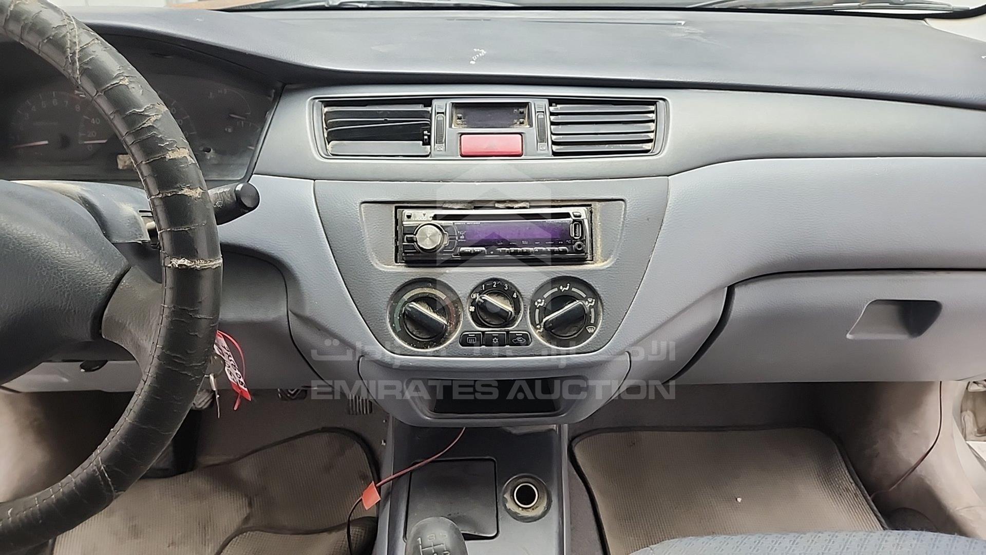 2002 MITSUBISHI LANCER VIN: JMYSNCS1A2U775608