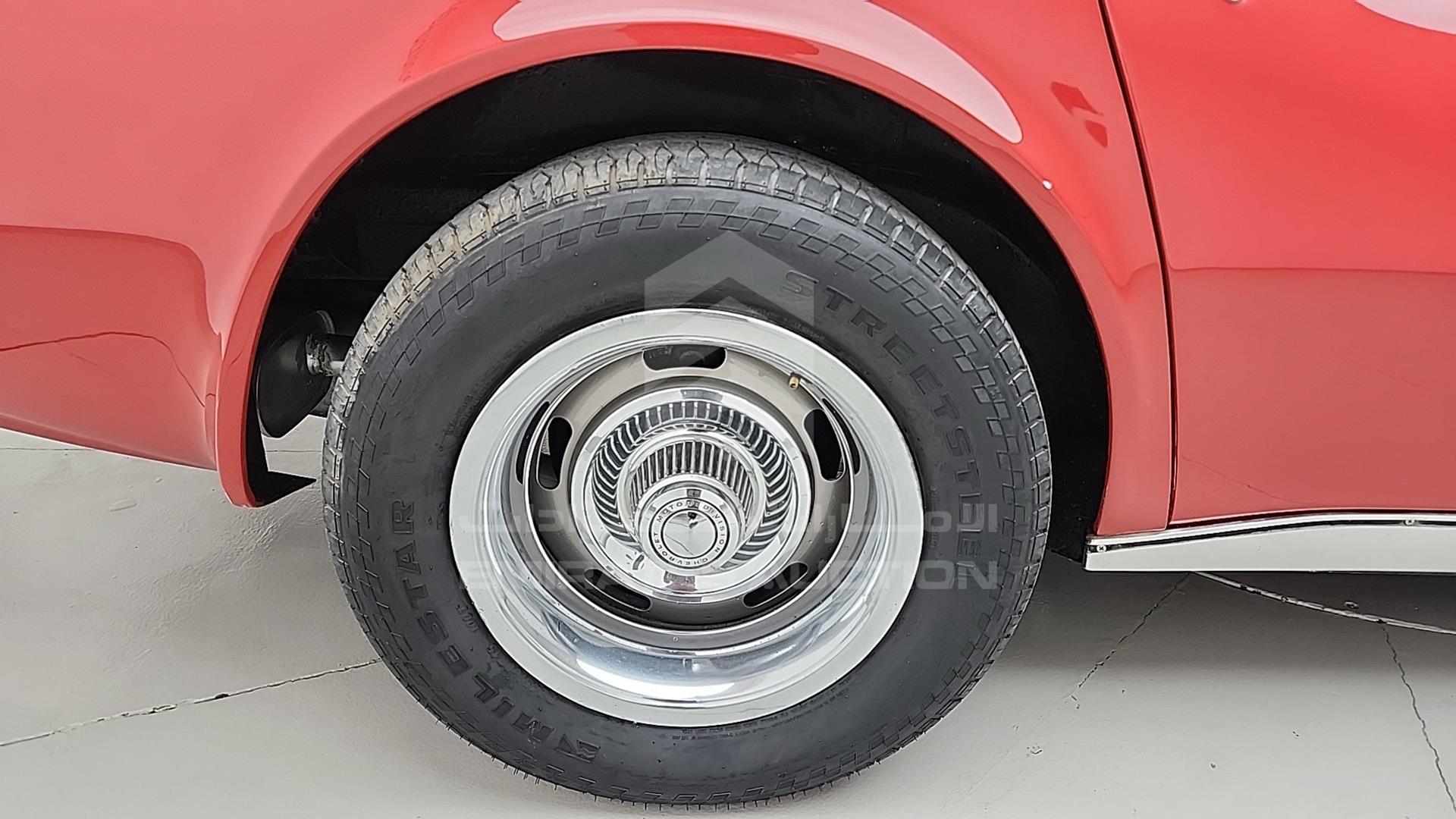 1977 CHEVROLET CORVETTE VIN: 1Z37L7S448917