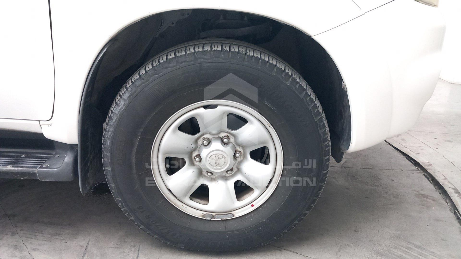 2011 TOYOTA FORTUNER VIN: MHFYX59G2B8018701