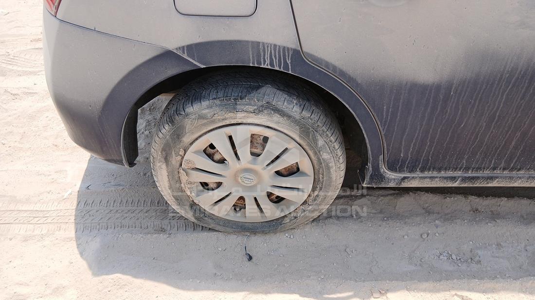 نيسان تيدا 2015 — الباب الخلفي الأيمن — صورة 30