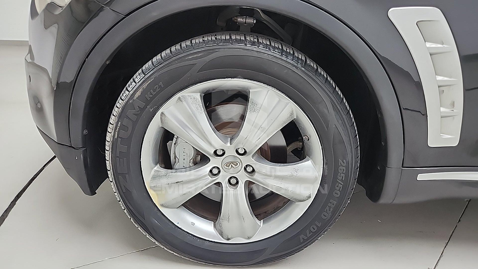 2009 INFINITI FX 35 VIN: JNRAS15Y89M500870