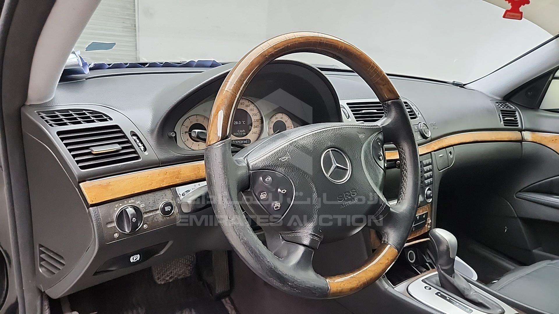2005 MERCEDES E 500 VIN: WDB2112701A688827