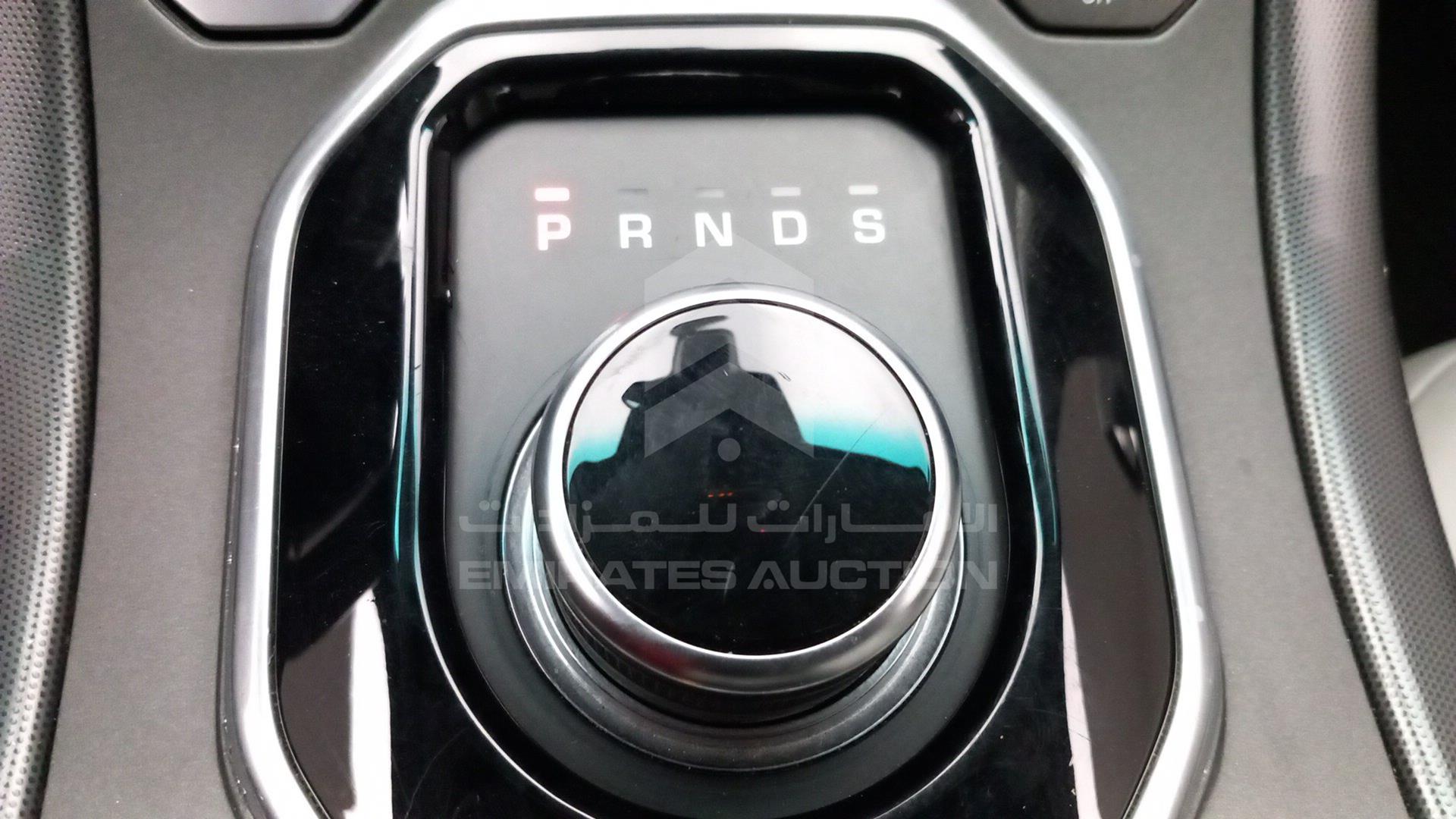 2019 RANGE ROVER EVOQUE VIN: SALVP2RXXKH343828