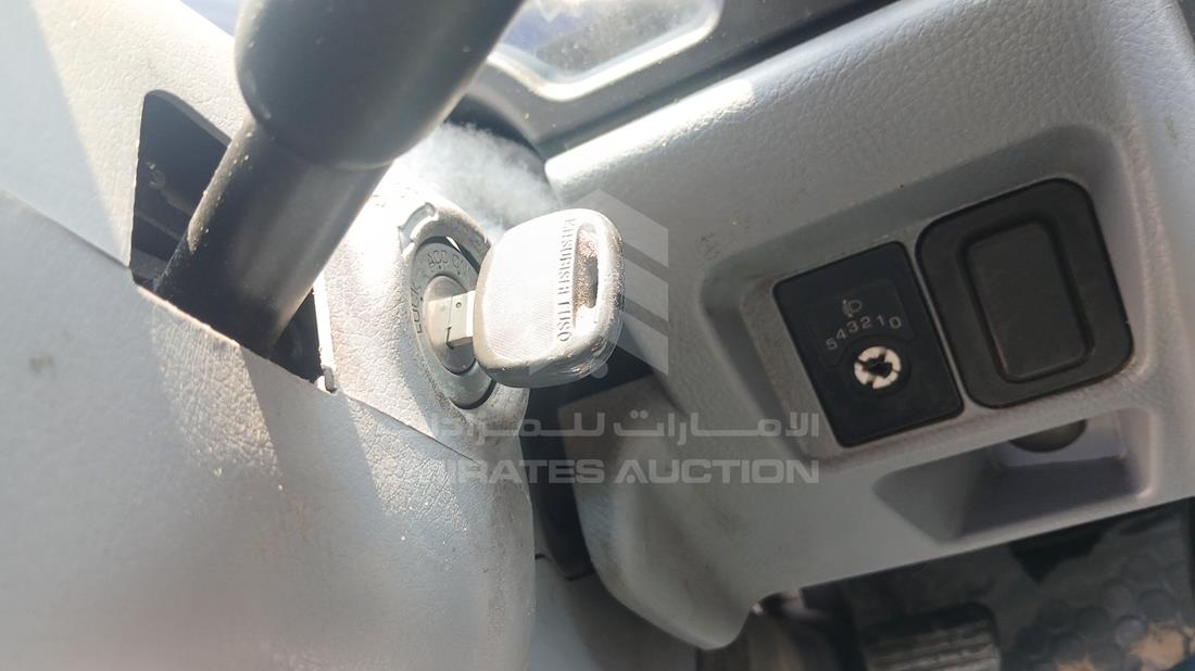2014 Mitsubishi Canter — Keys — Photo 4
