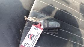 اودي ايه 6 2020 — المفاتيح — صورة 4 — صورة مصغرة