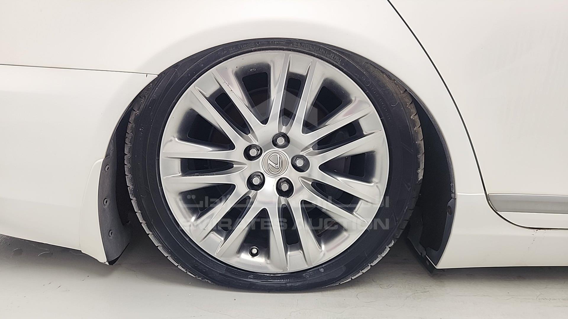2014 LEXUS LS 460 L VIN: JTHGL46F7E5053585