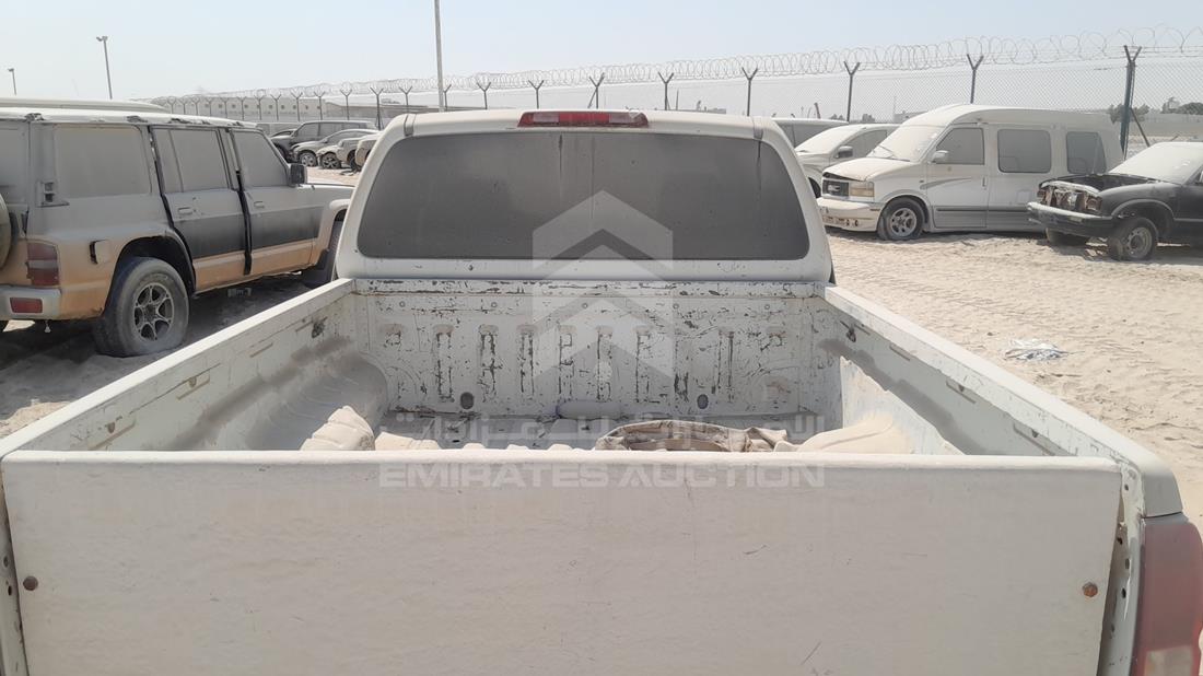 2015 Nissan Frontier — Trunk Interior View — Photo 19