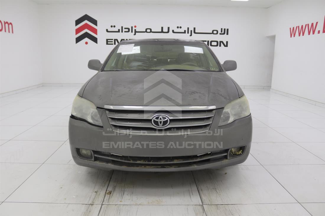 2006 Toyota Avalon for sale in UAE 4T1BK36BX7U170040 100000
