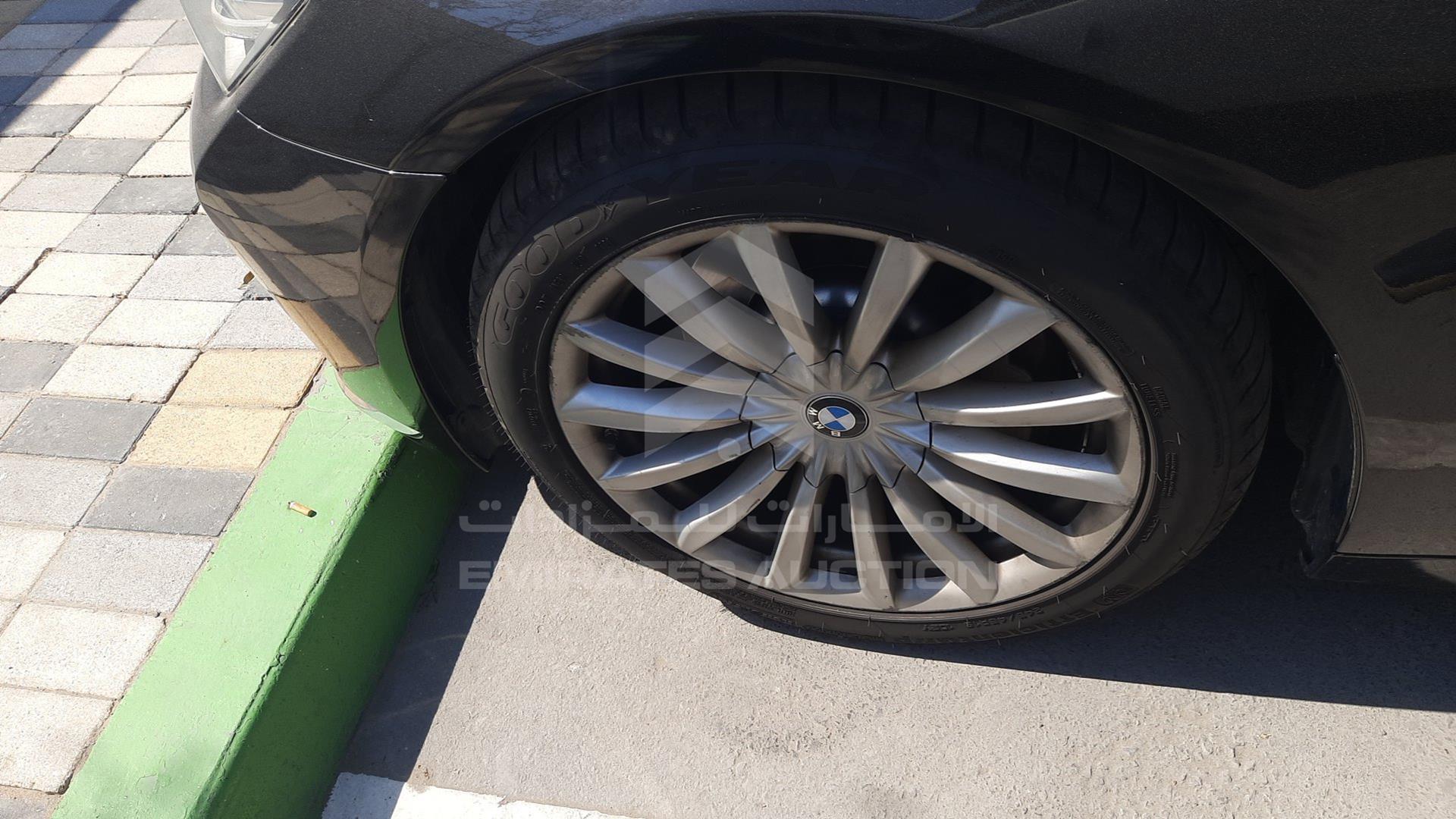 2019 BMW 730 LI VIN: WBA7E0A0XKB359049