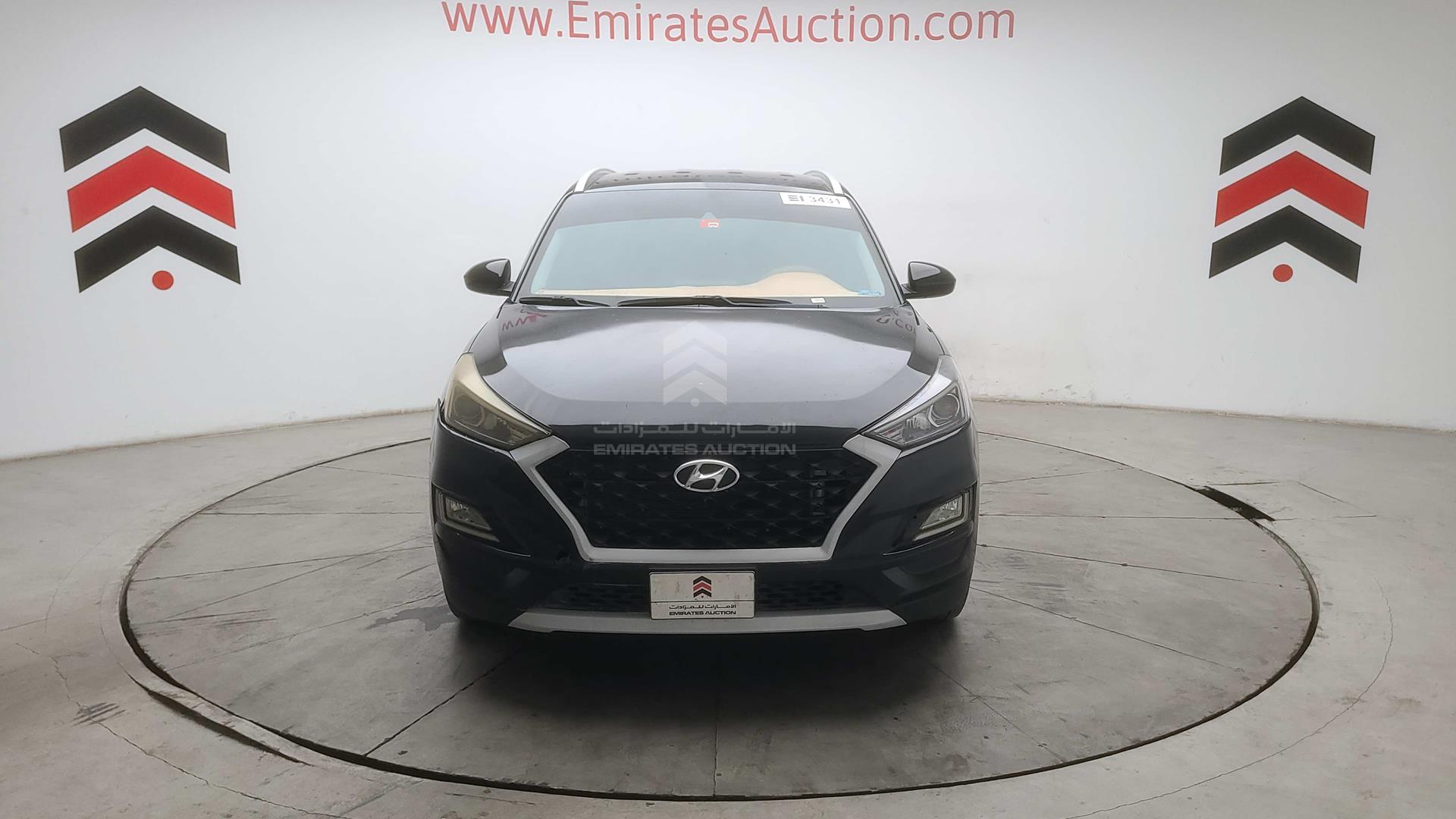 2020 HYUNDAI TUCSON VIN: KM8J33A42LU167175