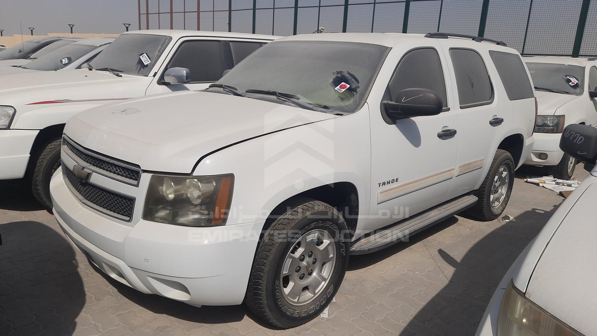 2010 CHEVROLET TAHOE VIN: 1GNUKAE02AR264285