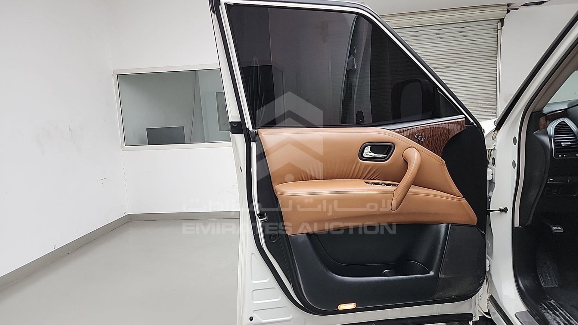2015 NISSAN PATROL VIN: JN8AY2NY2F9113593