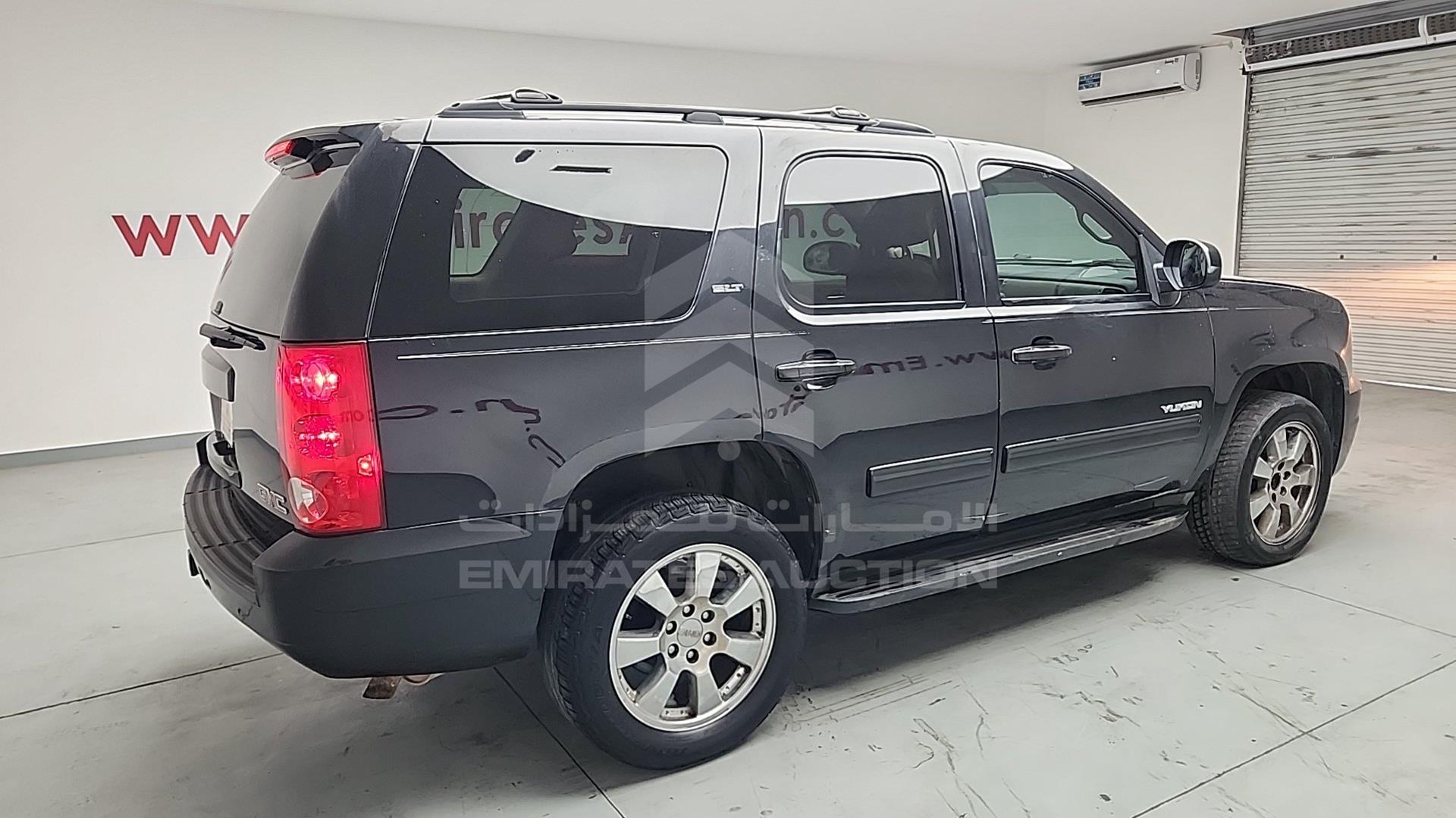 2012 GMC YUKON VIN: 1GKS1CE03CR125532