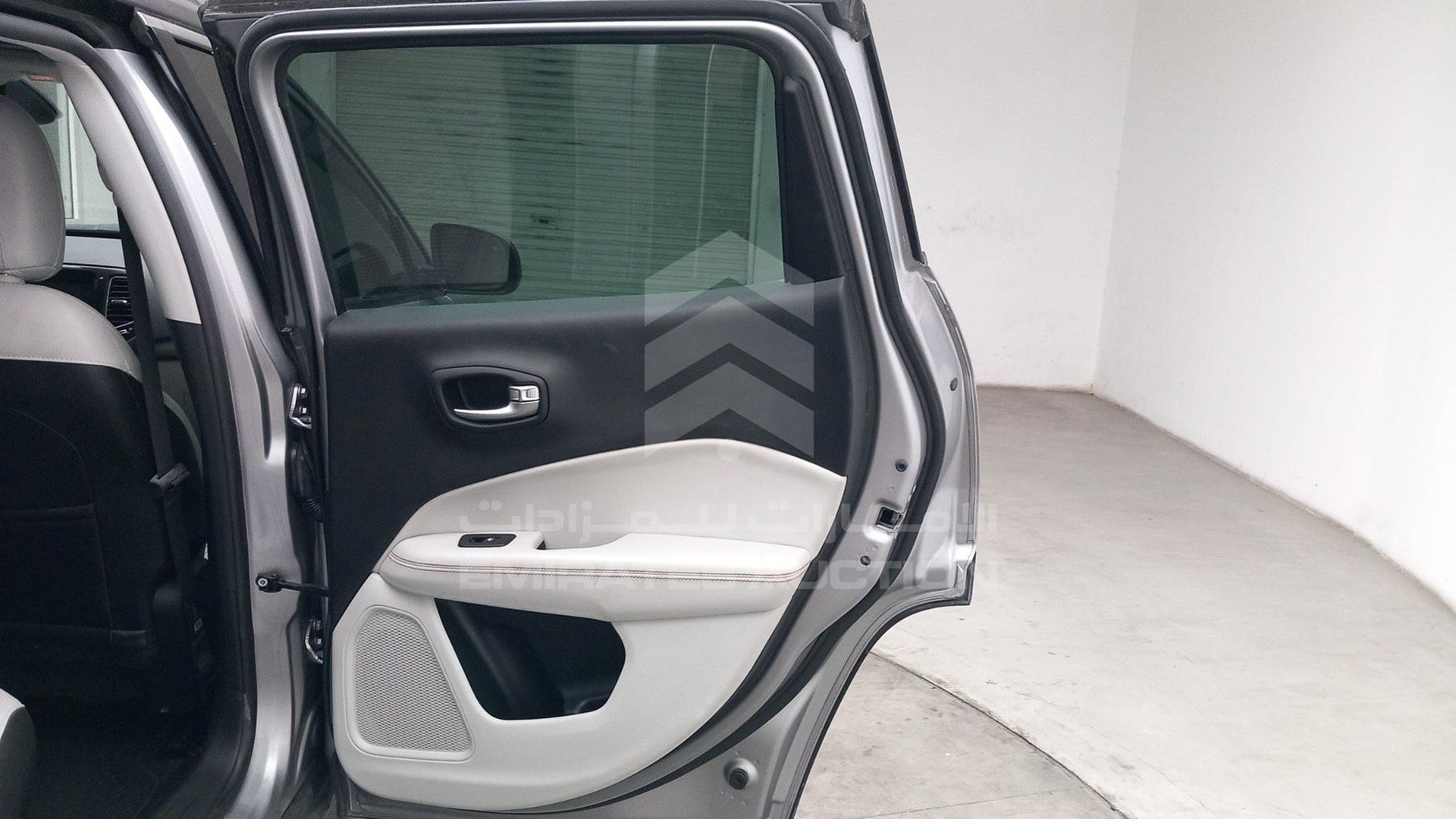2019 JEEP COMPASS VIN: 3C4NJDCB7KT630062