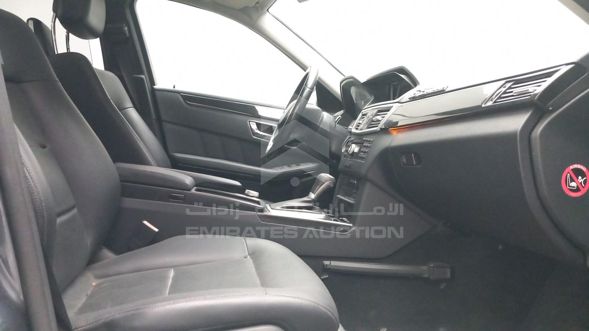 2010 MERCEDES E 200 VIN: WDDHF4JB6AA181485