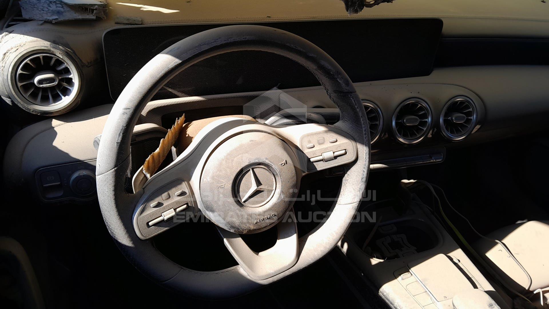 2019 MERCEDES C200 VIN: WDD3G4EB9KW015497