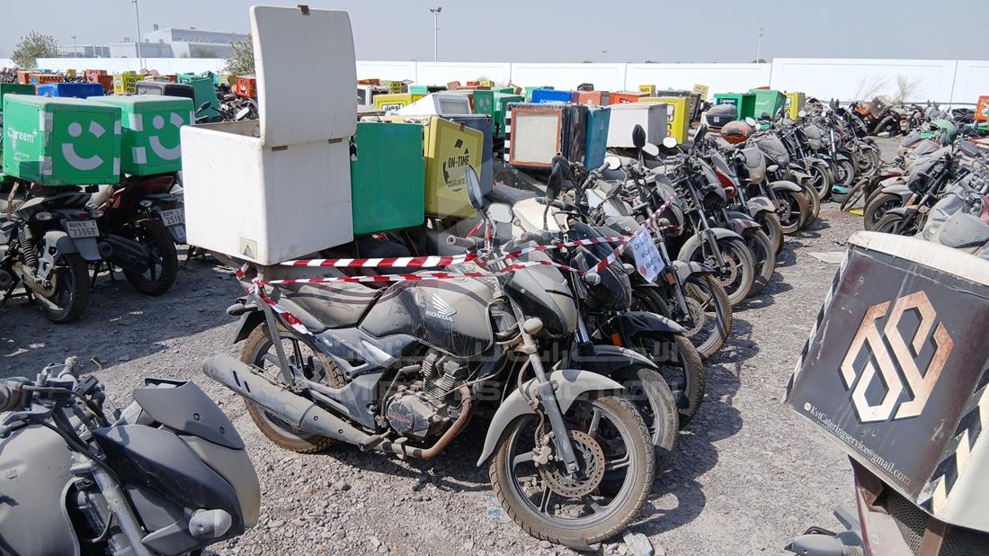 5 Motorbikes — Front Right Angle — Photo 11