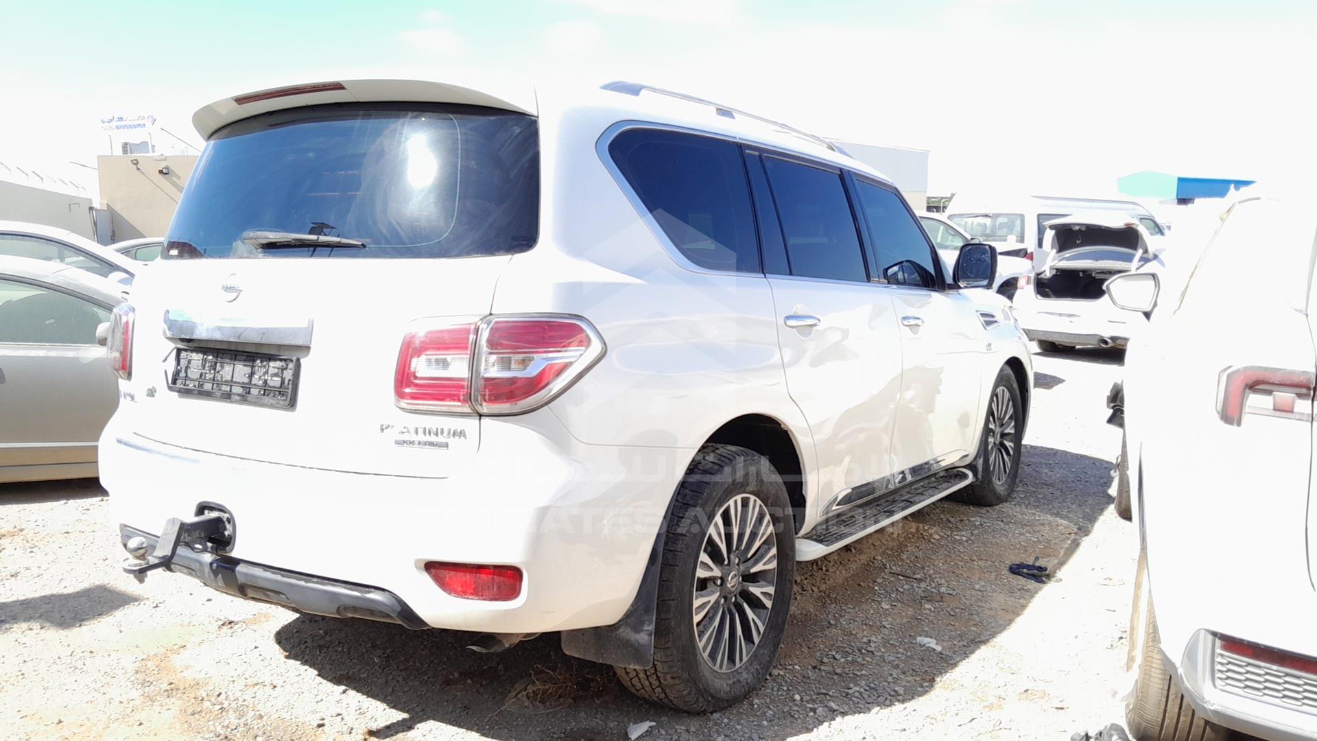 2017 NISSAN PATROL VIN: JN8AY2NY4H9301065