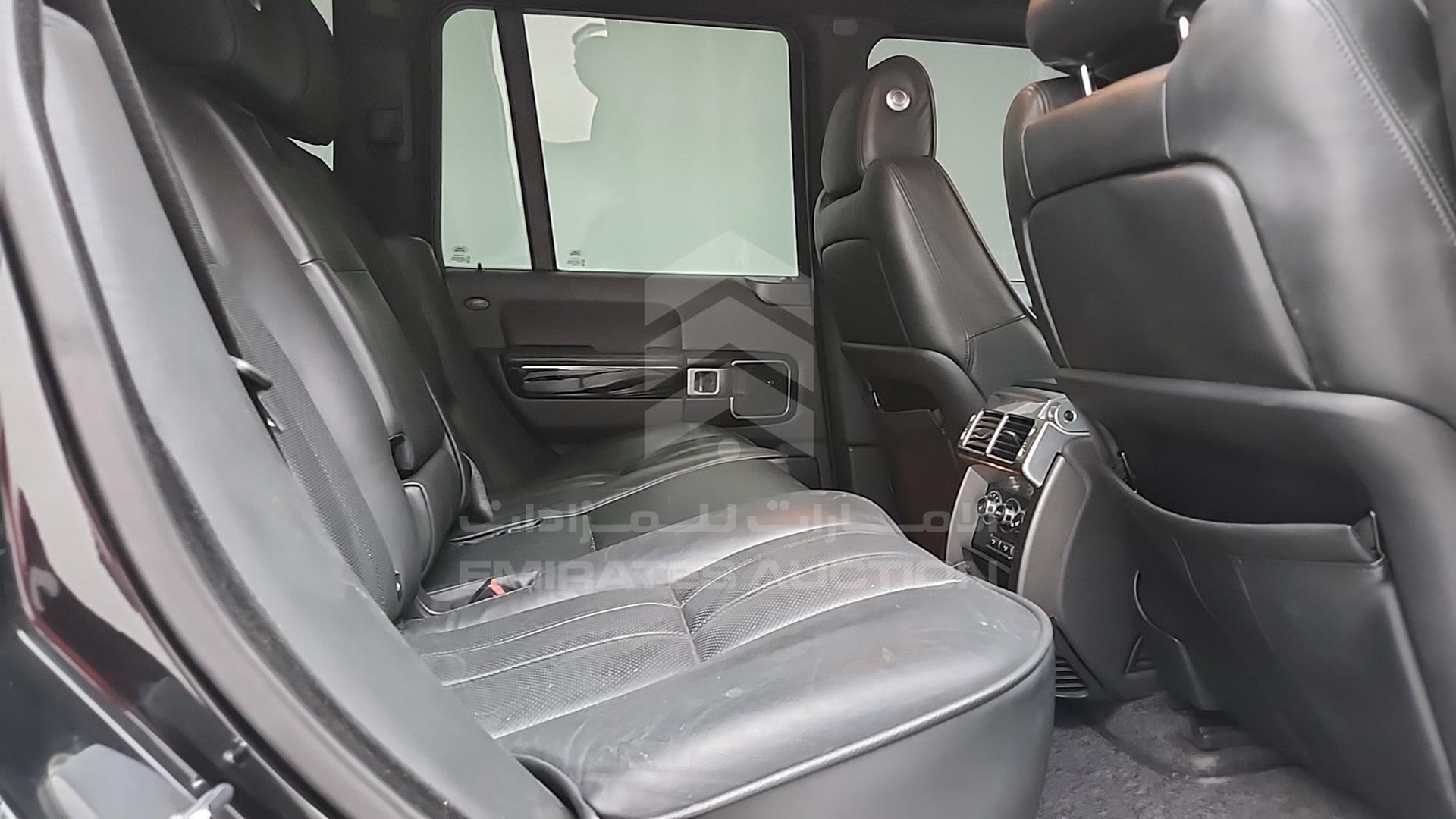 2011 RANGE ROVER VOGUE VIN: SALLMAME4BA343740