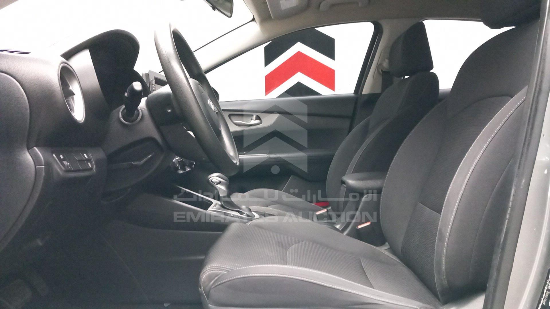 2020 KIA CERATO VIN: KNAF24162L5857181