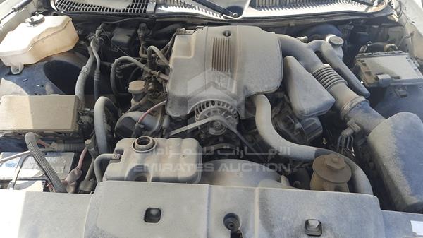 Lincoln Town Car 2005 1LNHM82W25Y663727 Image 20