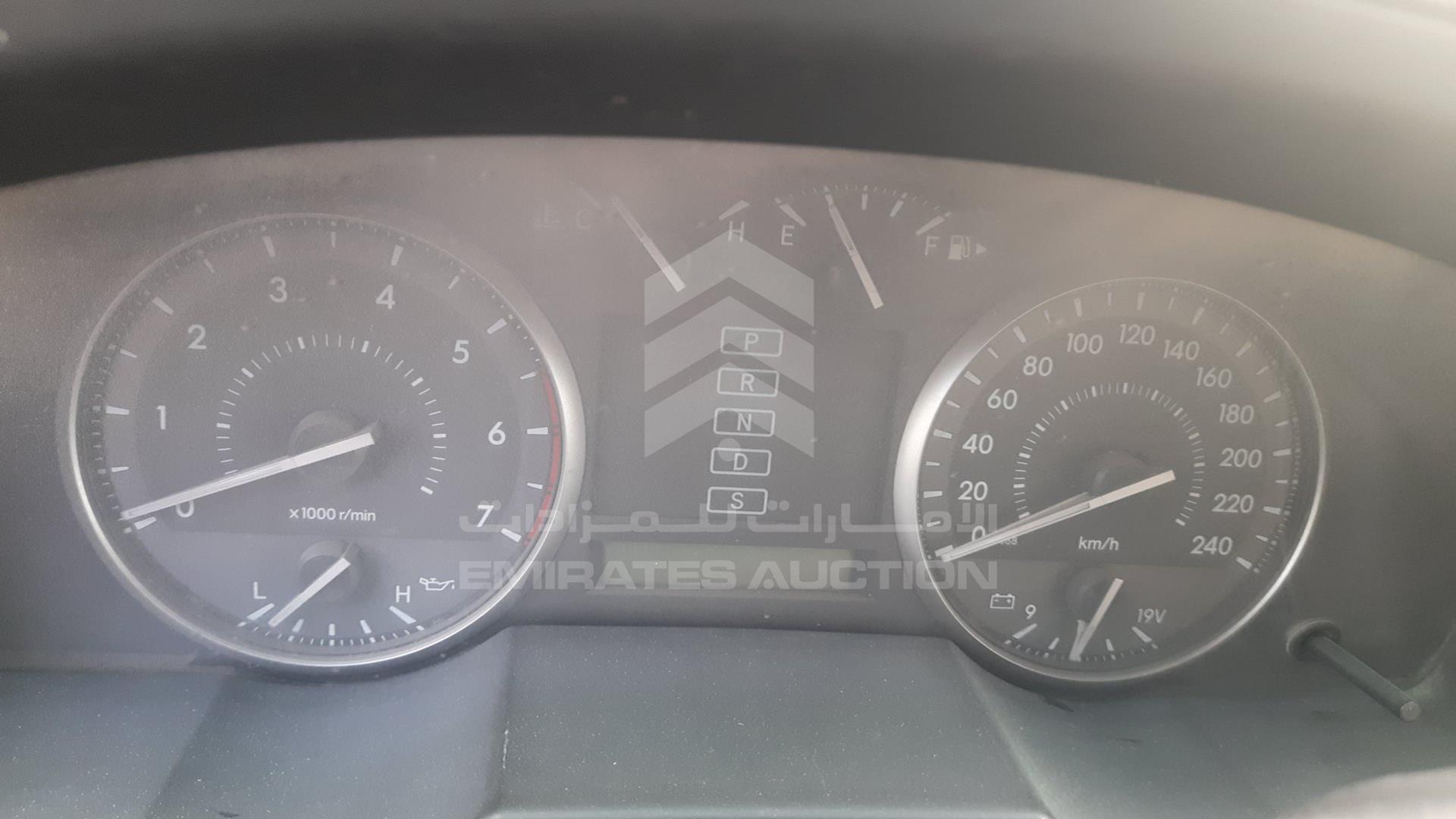 2011 TOYOTA LAND CRUISER VIN: JTMHU09J1B4042644