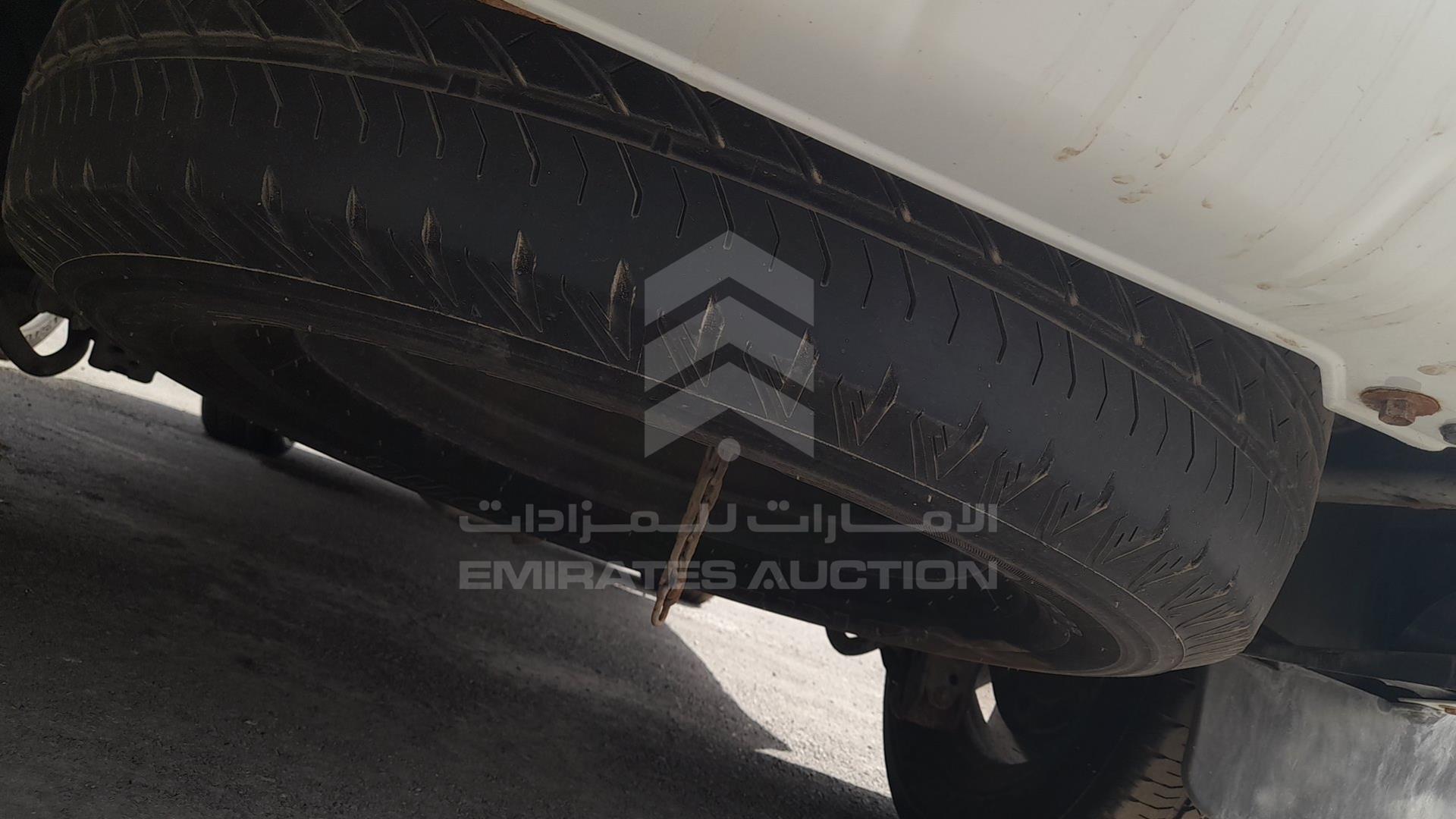 2013 TOYOTA LAND CRUISER VIN: JTMDU09J9D5074334