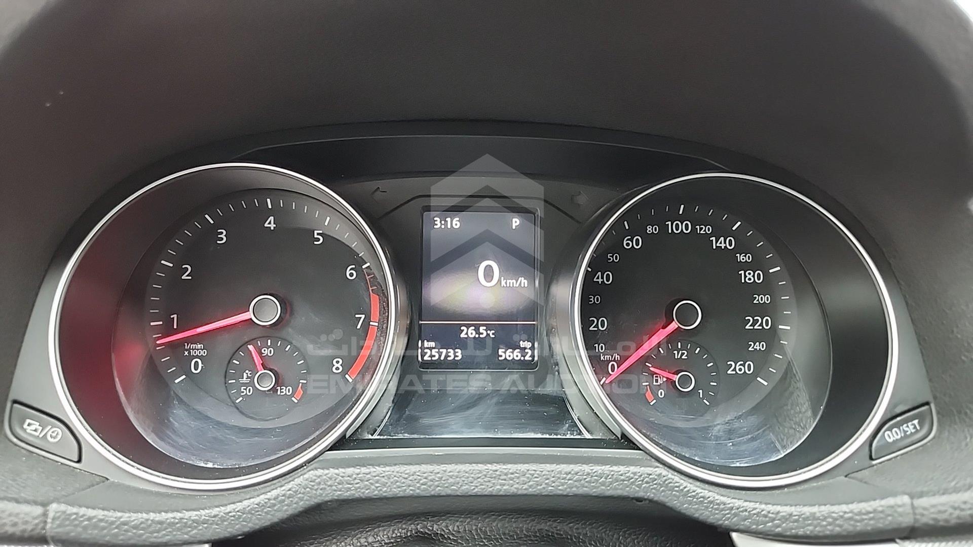 2018 VOLKSWAGEN PASSAT VIN: WVWAR7A32JC040107