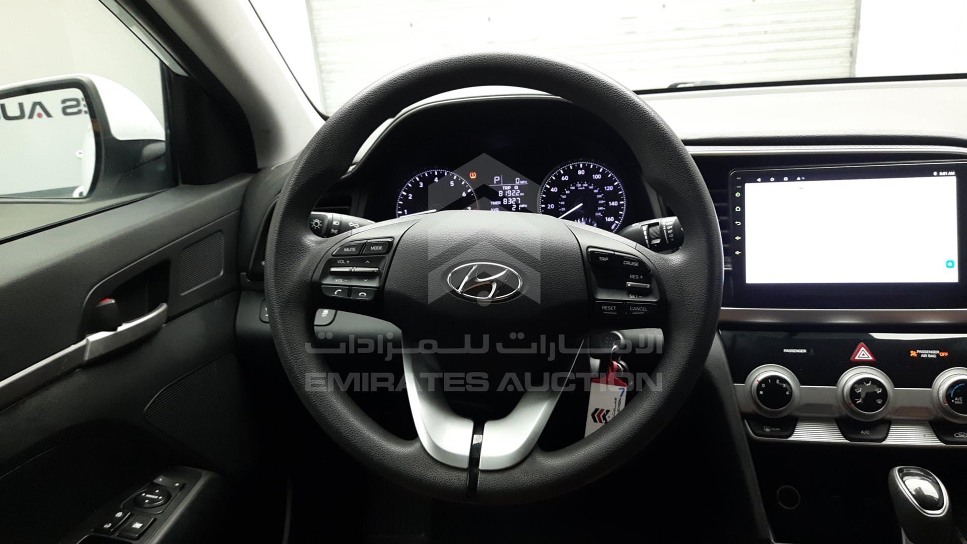 2019 HYUNDAI ELANTRA VIN: 5NPD74LF0KH458356