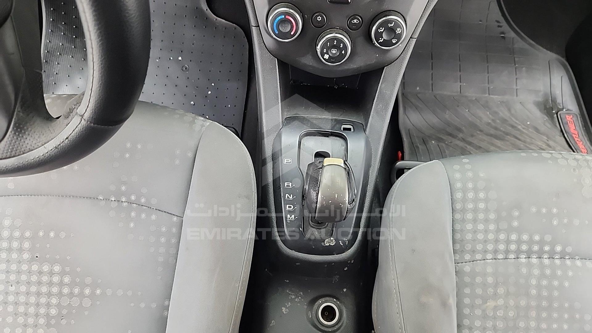2013 CHEVROLET SONIC VIN: KL1JD5BEXDB021437