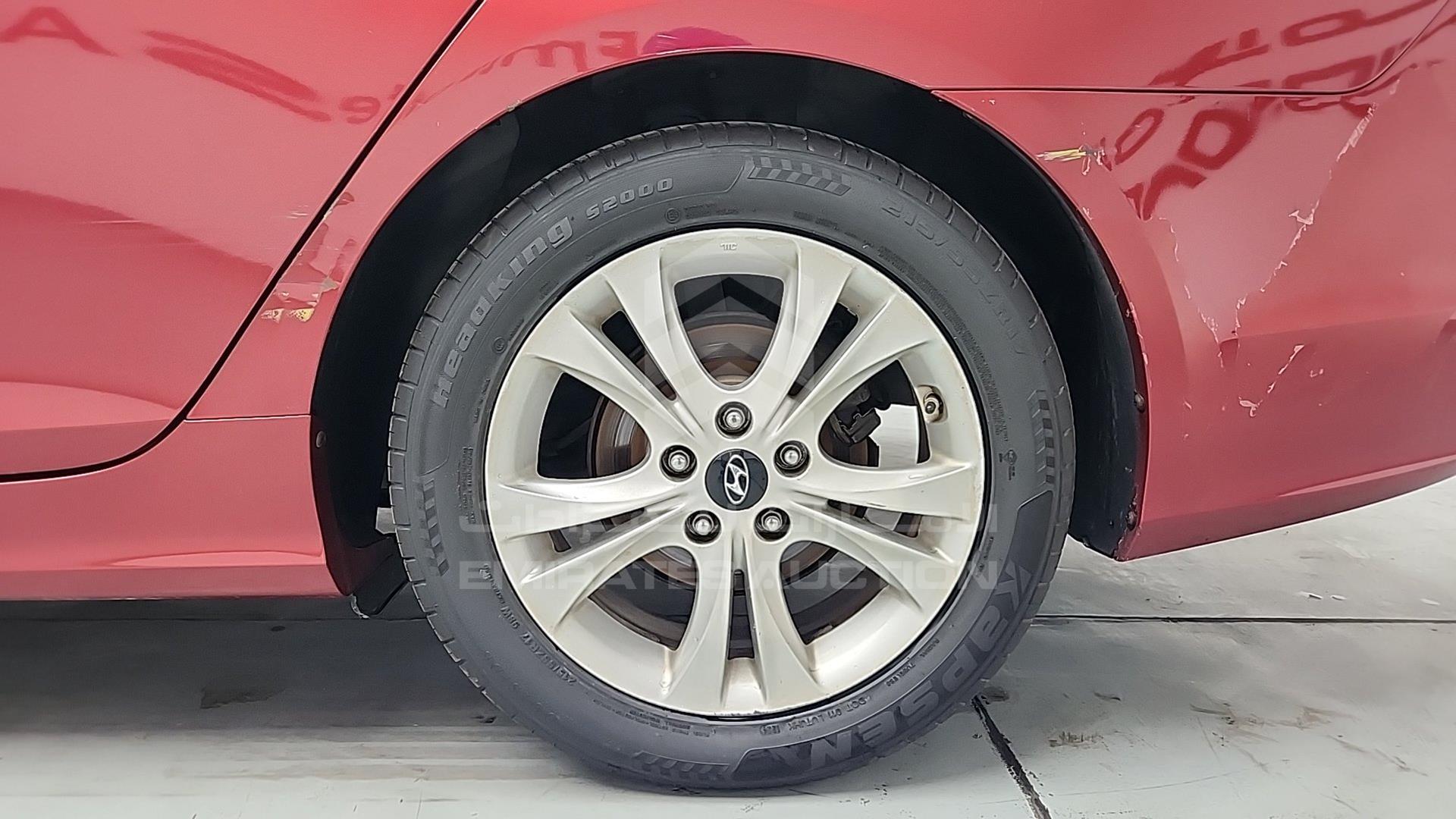 2011 HYUNDAI SONATA VIN: 5NPEC4AC7BH097202