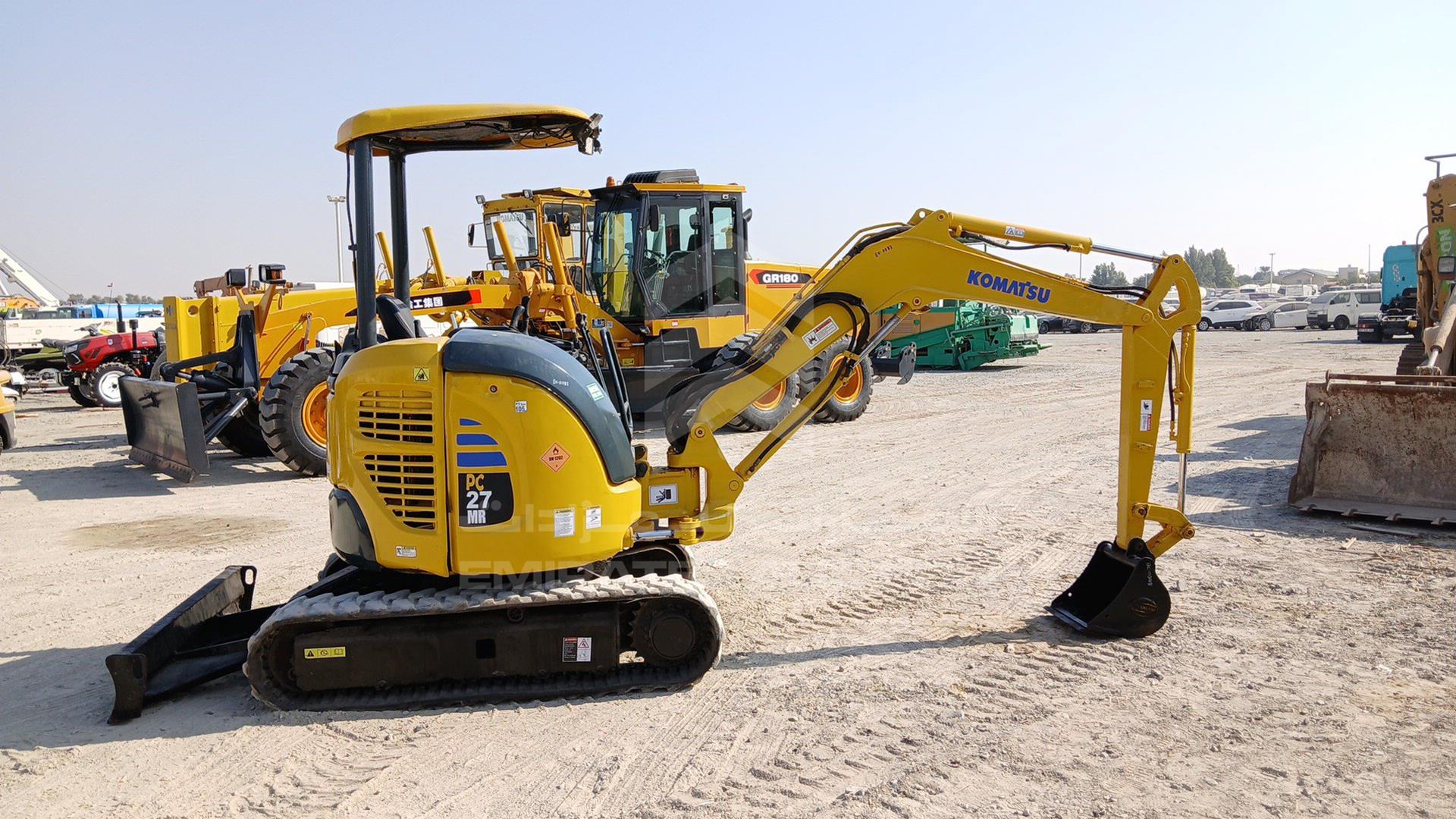 2004 KOMATSU --- VIN: KMTPC120J00512107