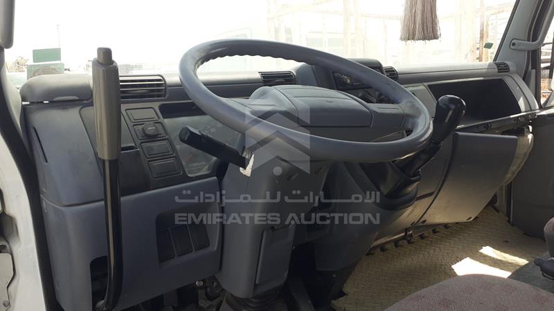 JL7B6C2P4FK002787 Auction: EmiratesAuction Lot: 408813 JL7B6C2P4FK002787 Mitsubishi Canter 2015 WHITE Photo 10