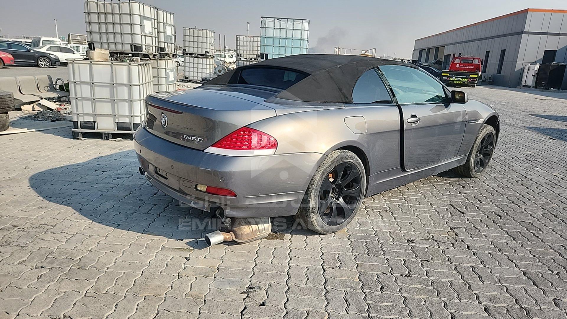 2005 BMW 645 VIN: WBAEK71035B302401