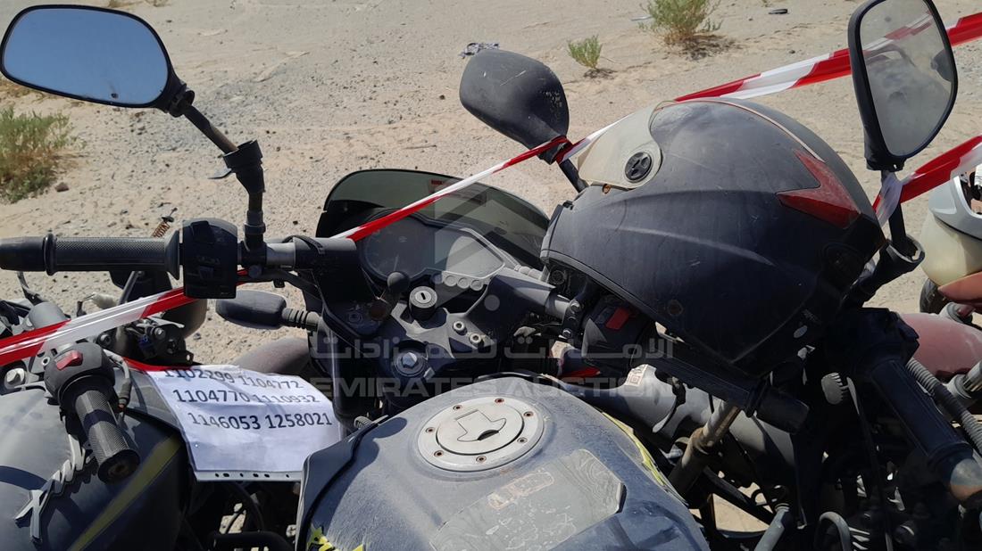 6 Motorbikes — Full Dashboard View — Photo 14